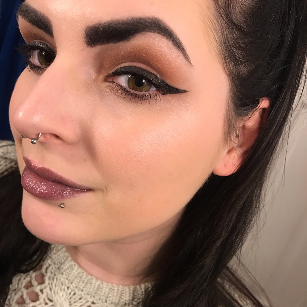 Meet your Posher, Samantha